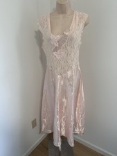 VTG Cinema  toile Romantic Feminine Pink Sheer stretch lace Nightgown Lingerie M