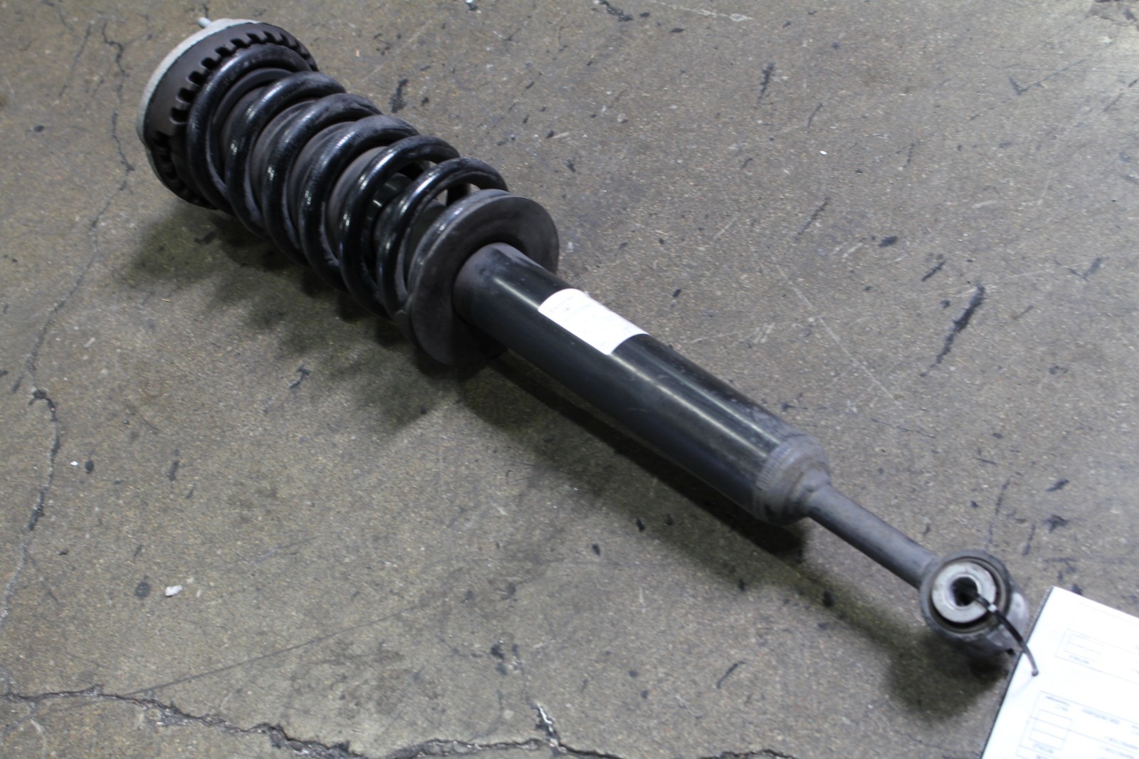 Maserati Ghibli, Front Shock Absorber, Used, P/N 670008896