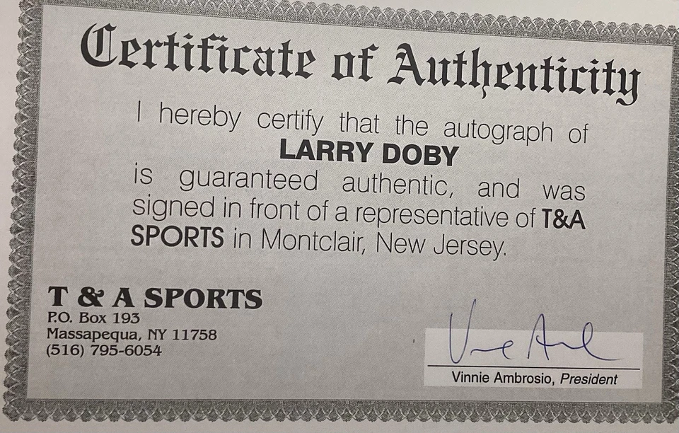 Foto firmada por Larry Doby con certificado de autenticidad Foto 2 de 2