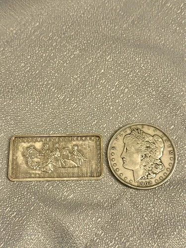 Stone Mountain Wonders  America 1 oz .999 Fine Silver Bar & 1902-P MORGAN DOLLAR