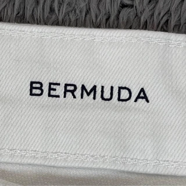 St. John's Bay Bermuda Shorts Womens 18W White Stretch Cuffed Repreve Denim - Image 4 of 4