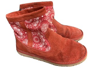 size 2 ugg boots