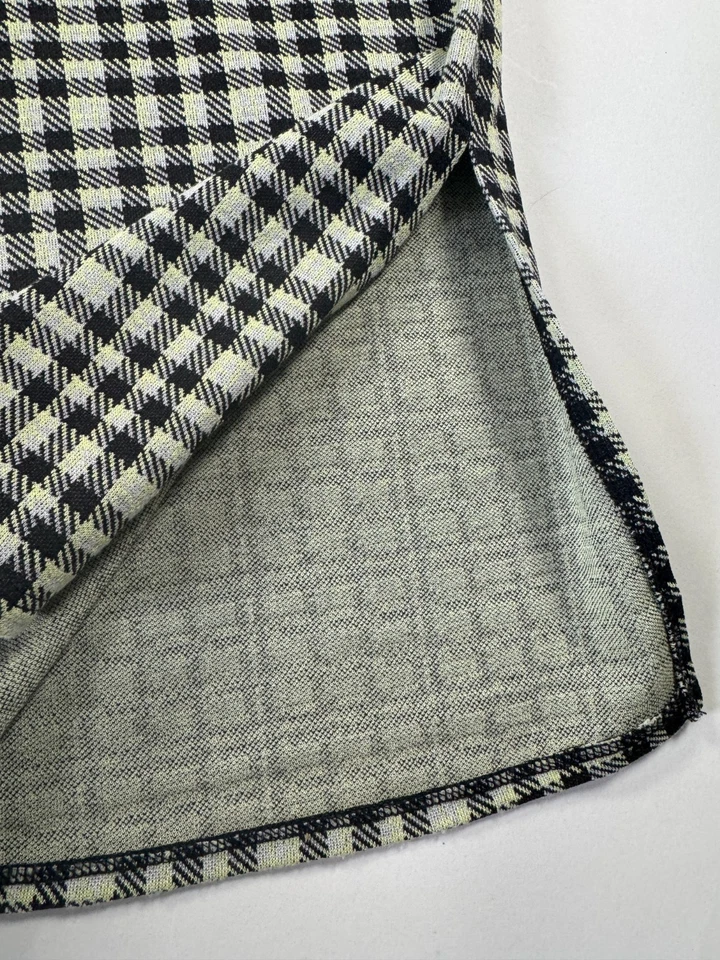 Pantalones a cuadros verdes y negros de ASOS, acampanados, lados divididos talla 6 Foto 3 de 4