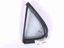 Porte arrière et accessoires Hyundai LANTRA