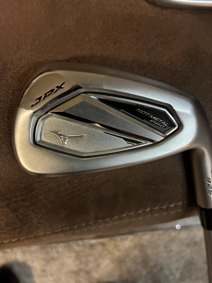 EXCELLENT Mizuno JPX 925 Hot Metal Pro 8-PW KBS C-Taper Lite MCC +4 - Image 4 of 4