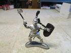 MARX VTG 1964 KNIGHT FIGURE WITH SHIELD SWORD WARRIOR LARGE SIZE 6" PLASTIC J34