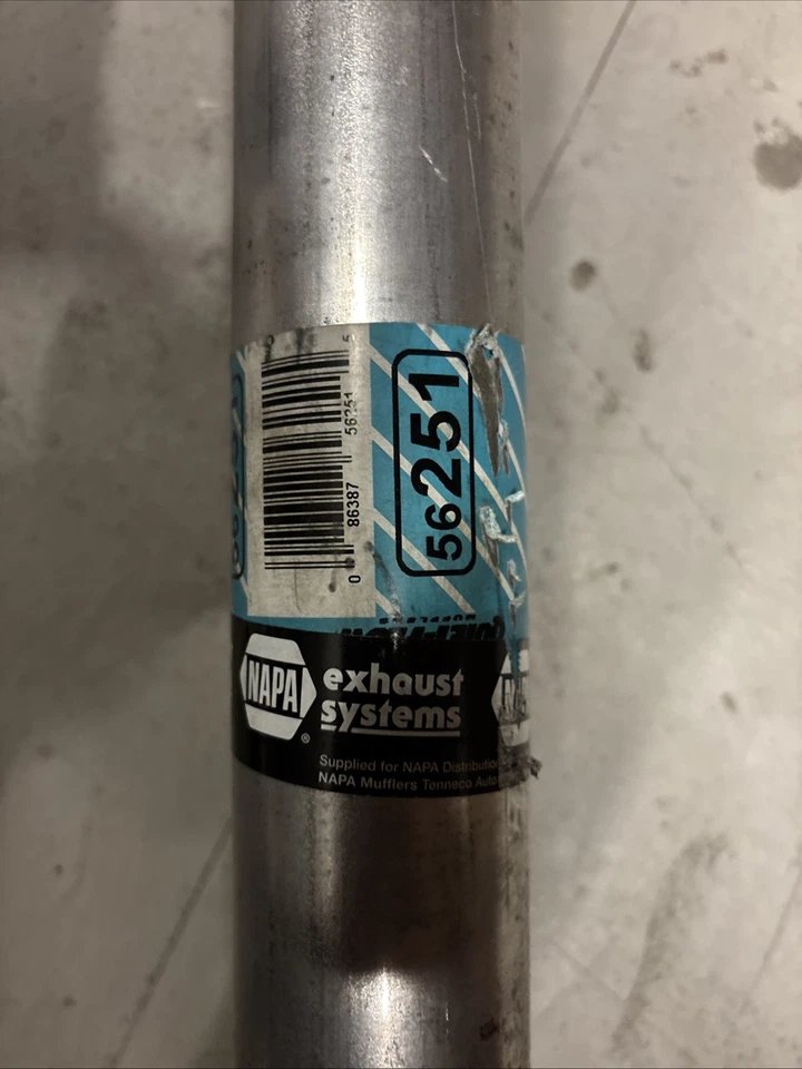 Silenciador de escape de acero inoxidable 56251 Napa, se adapta a Toyota Tundra 2010-2021 Foto 3 de 4
