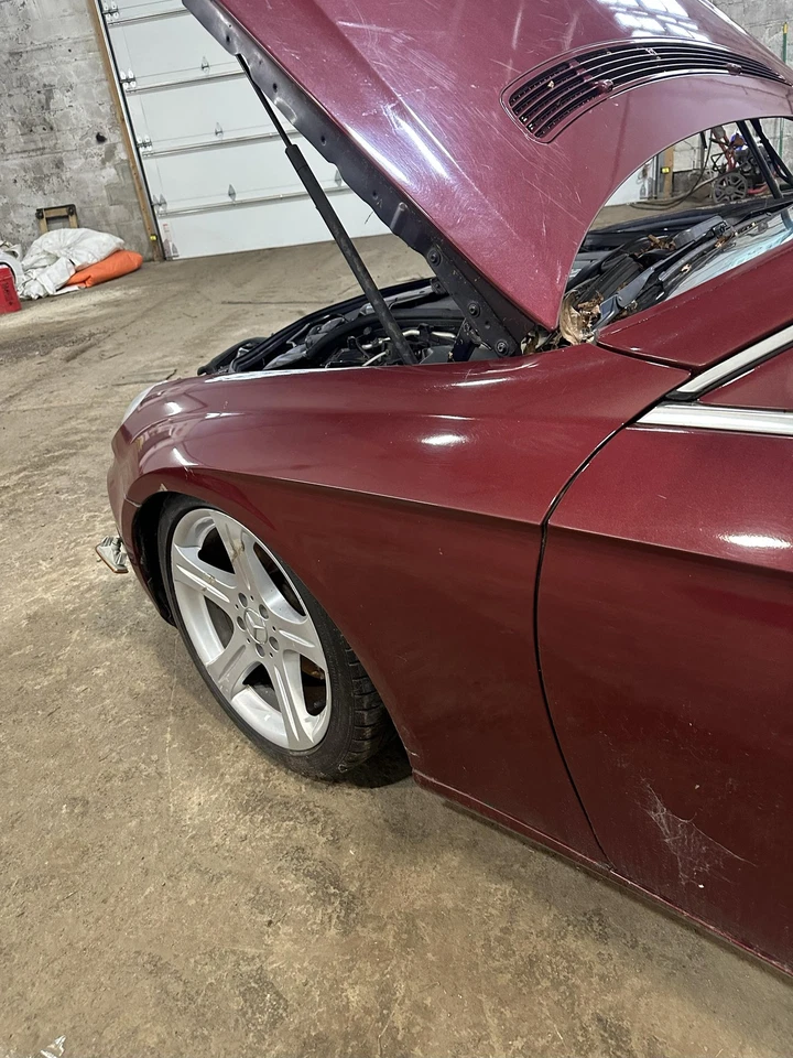 Used Front Left Fender fits: 2006 Mercedes-benz Mercedes cls-class 219 Type CLS5 Foto 2 de 4