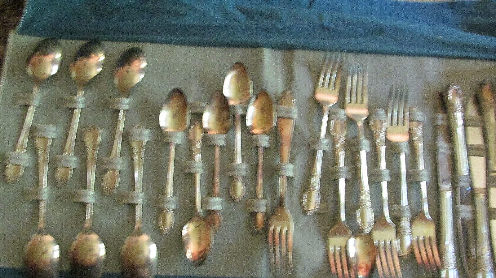 Picture 1 of 2
