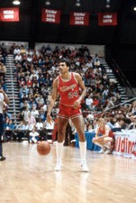Reggie Theus of the Chicago Bulls 1980's Basketball photo 3
