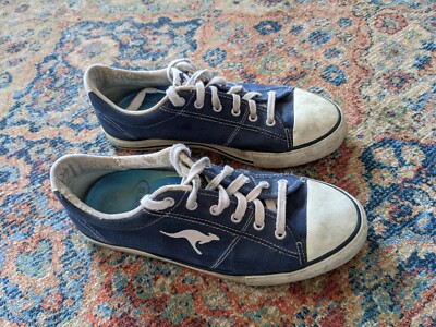 Kangaroo Shoes (Converse Style) Men's 7.5