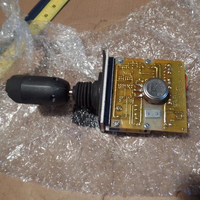 P-Q CONTROLS JOYSTICK CONTROLLER M115-1481 S/N 950614, 1236, SINGLE AXIS