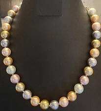 KJL Kenneth Jay Lane 2009 Multi-Color Faux/Glass Pearl Necklace 19-22” Signed