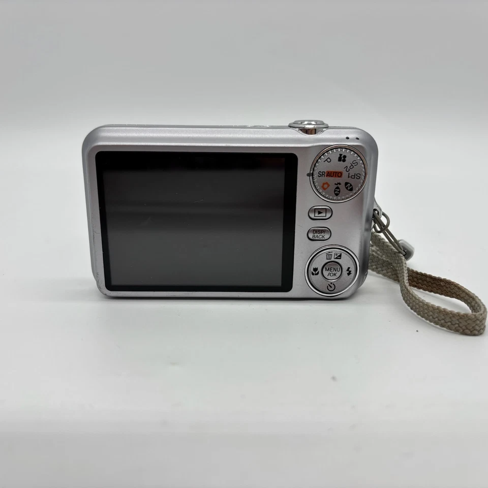 FujiFilm FinPix JX250 14MP CCD Compact Digital Camera Y2K w/ 2GB SD Card Tested - Image 4 of 4