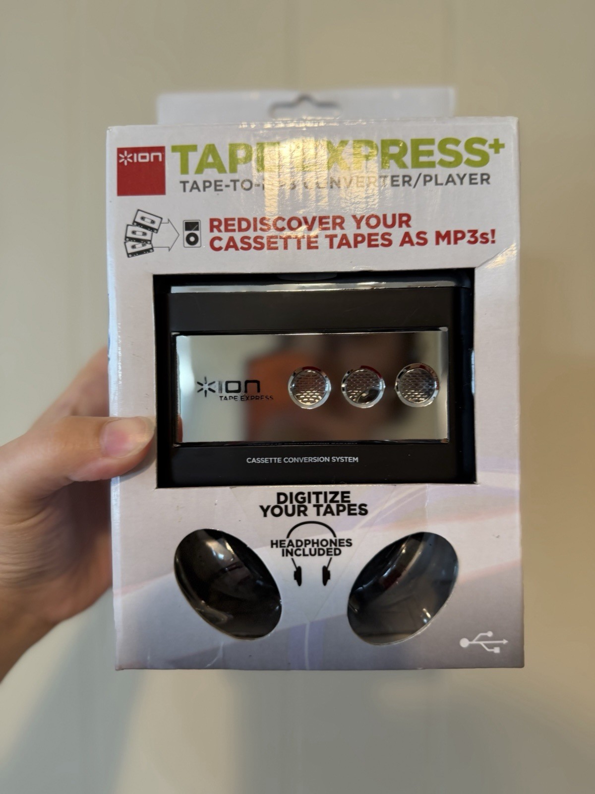 ION Tape Express Plus Tape-to-MP3 Converter/Player + Distres