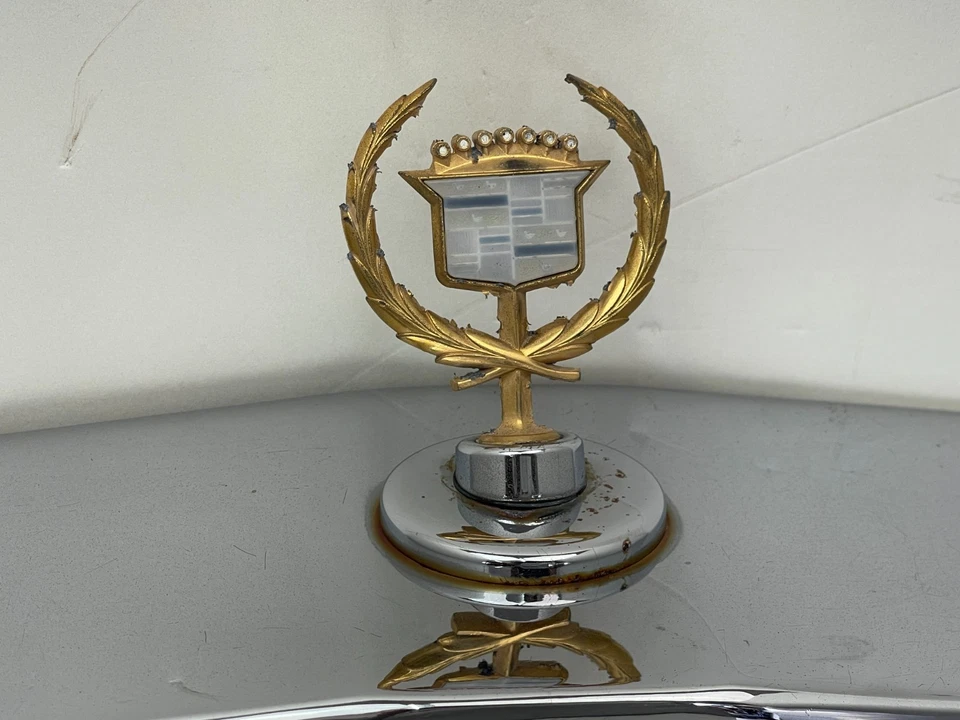 1976 - 1979 Cadillac Seville передний капот хромированная отделка эмблема украшение OEM - Изображение 4 из 4