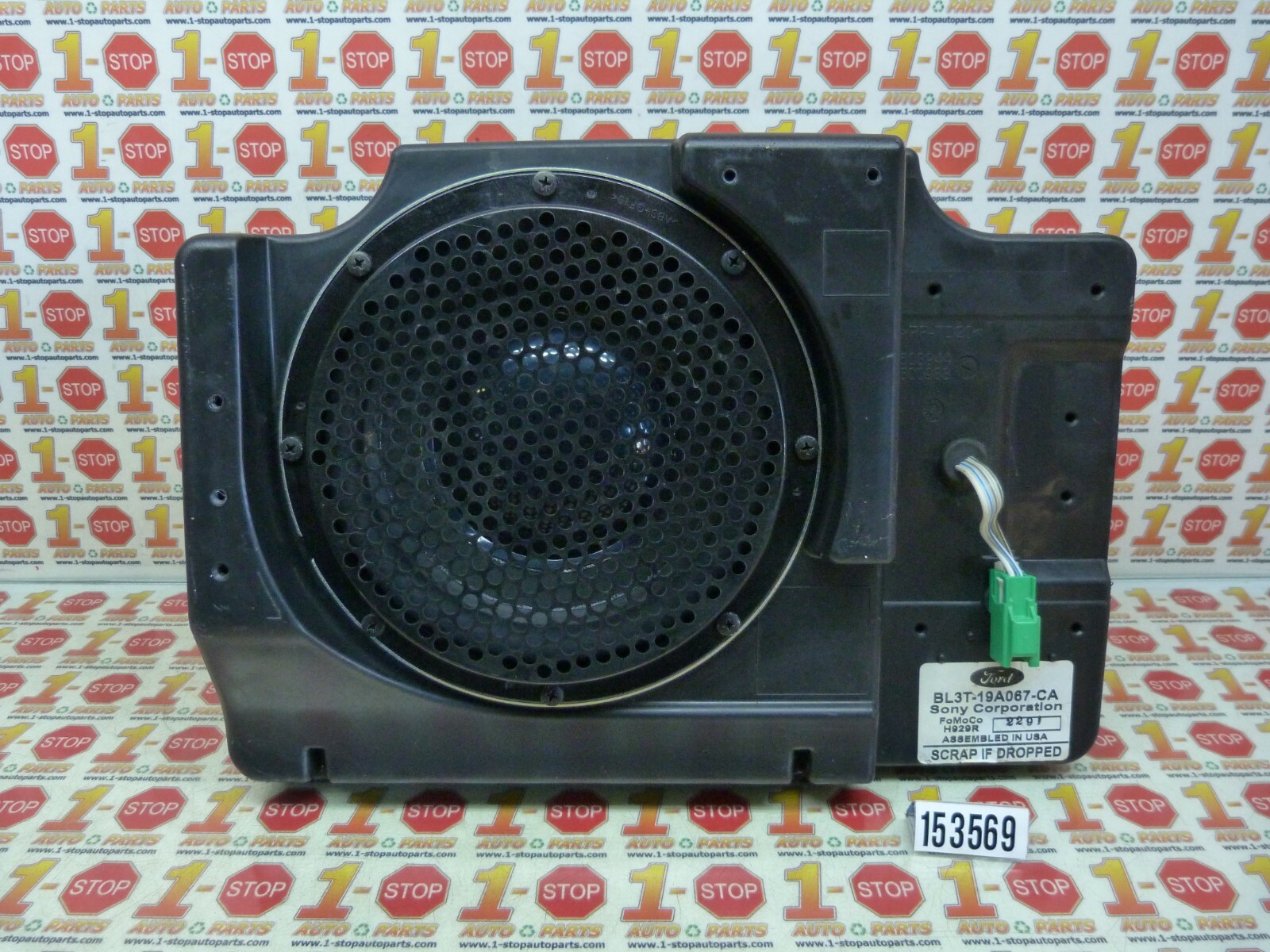 2014 ford f150 subwoofer