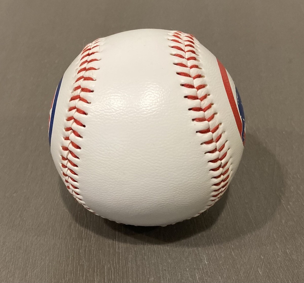Vintage Chicago Cubs Baseball 2001 Cubby the Bear Logo Ball