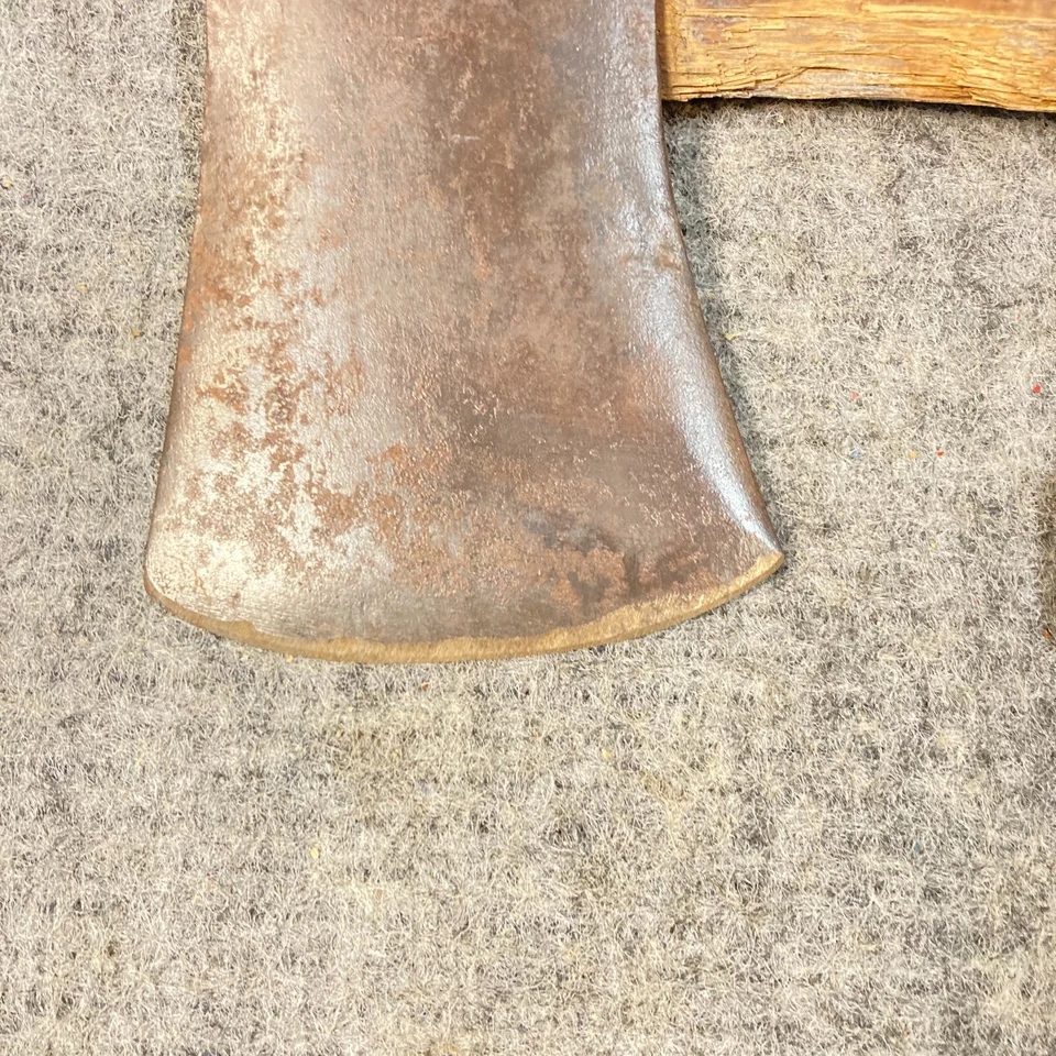 Hacha de colección True Temper borde de sílex 3 libras con mango de madera de 27" EE. UU. Foto 3 de 4