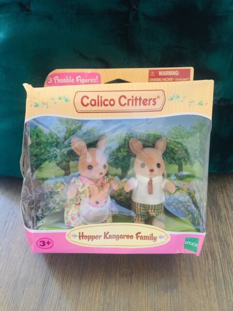 Calico Critters Hopper Kangaroo Family 3 Poseable Figures DAMAGED BOX NEW Calico Critters Hopper Kangaroo Family 3 Poseable Figures DAMAGED BOX NEW