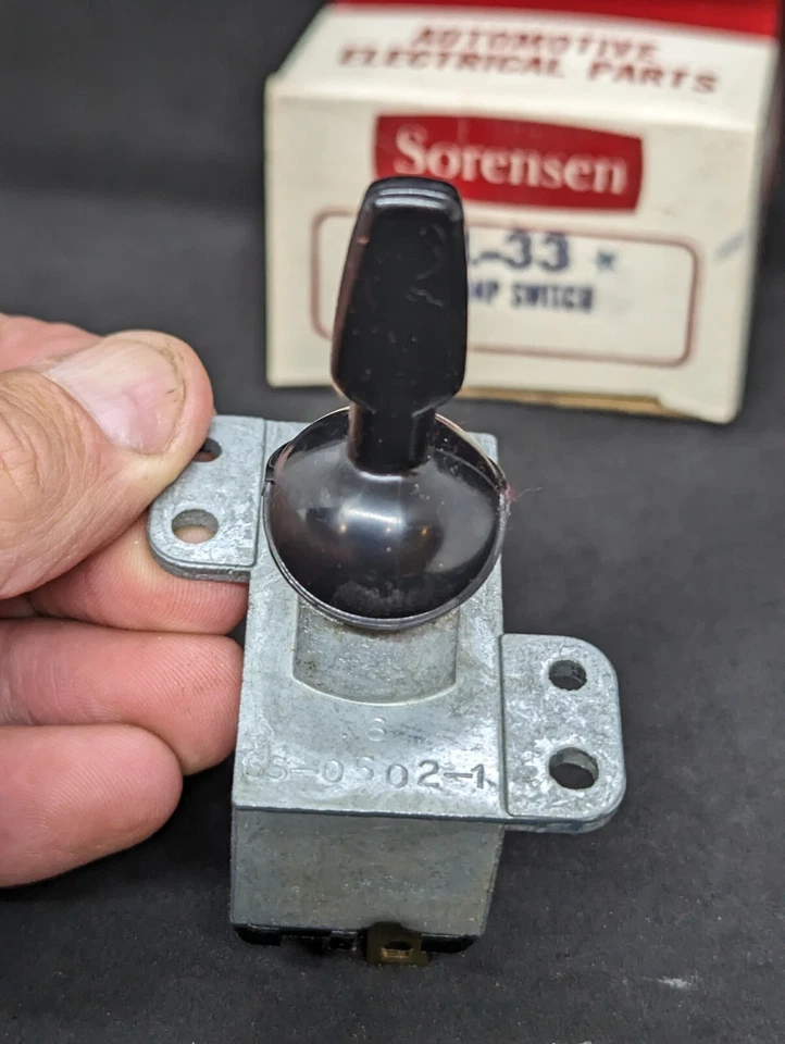 1970 1971 1972 1973 1974 PLYMOUTH BARRACUDA DODGE CHALLENGE INTERRUPTOR DE FAROS Foto 4 de 4