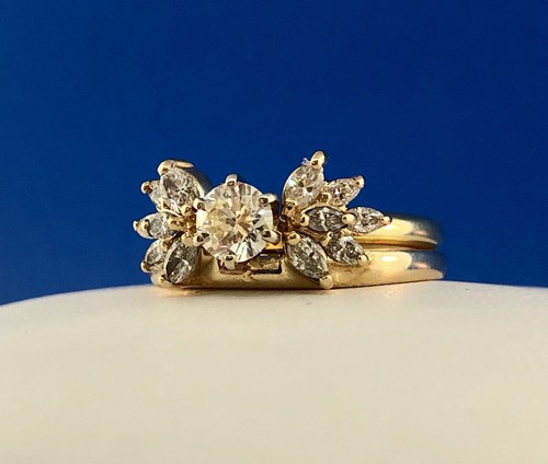 14K Yellow Gold Diamond Solitaire Floral Accent Guard Engagement Bridal Ring Set - 第 5/11 張圖片