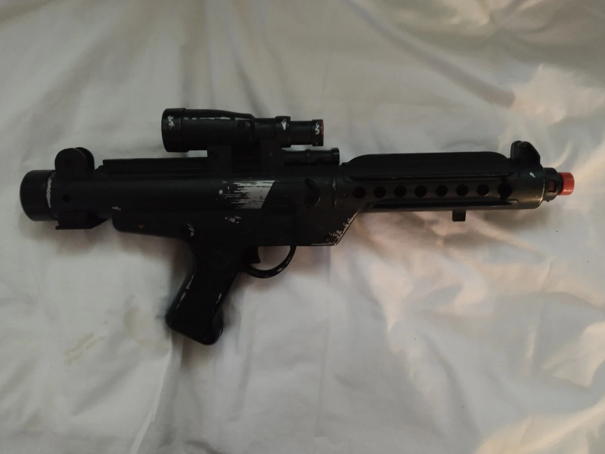 Hasbro stormtrooper store blaster