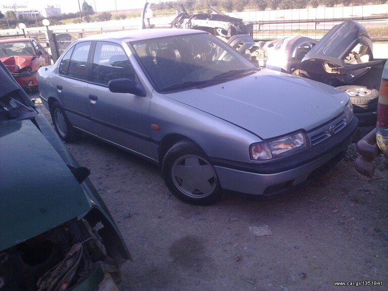 Pare-Boue Latéral pour NISSAN PRIMERA BERLINA (P11) Elegance 2000