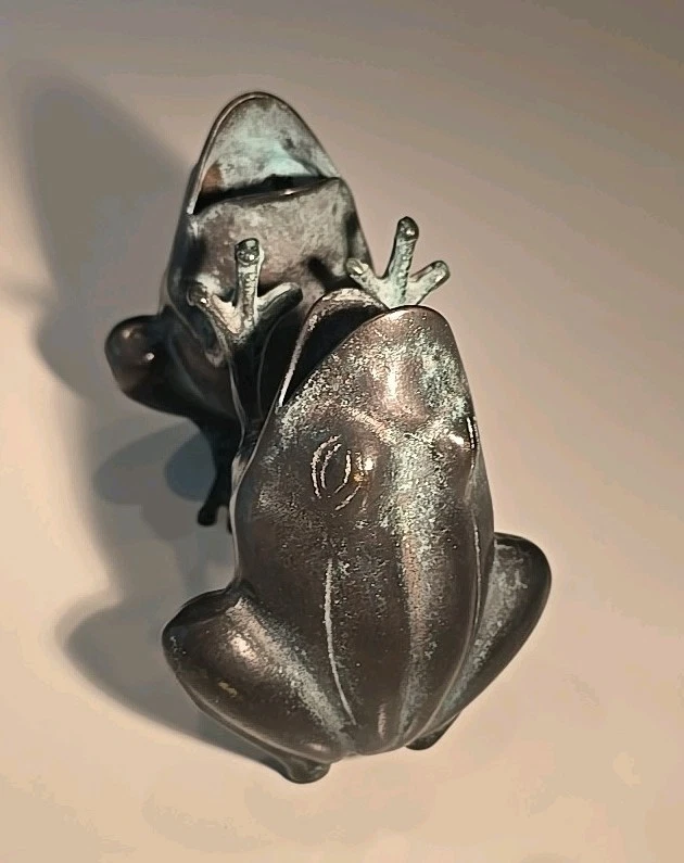De Colección Bronce Pesado Verdegris Pátina Pastel Ranas Interior Exterior Jardín Decoración Foto 3 de 4