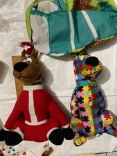 TOY FACTORY SCOOBY DOO PLUSH LOT PUZZLE SANTA MYSTERY MACHINE AUTISM AWARENESS