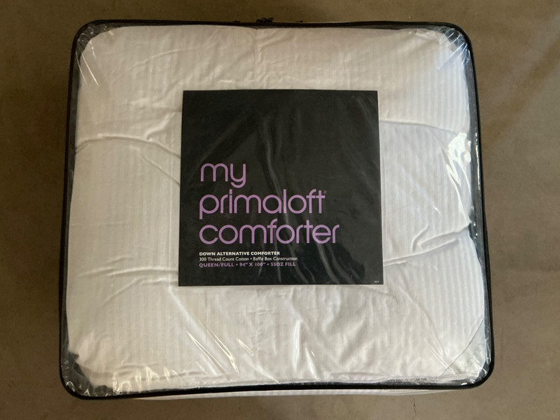NEW Bloomingdale's My Primaloft Down Alternative Comforter Queen Full $375