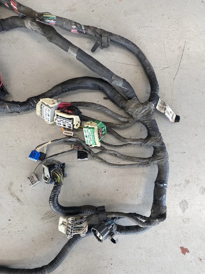 Dodge Avenger Chrysler 200 2013 ECM con faro al tablero cableado P05150724AC OEM Foto 2 de 4