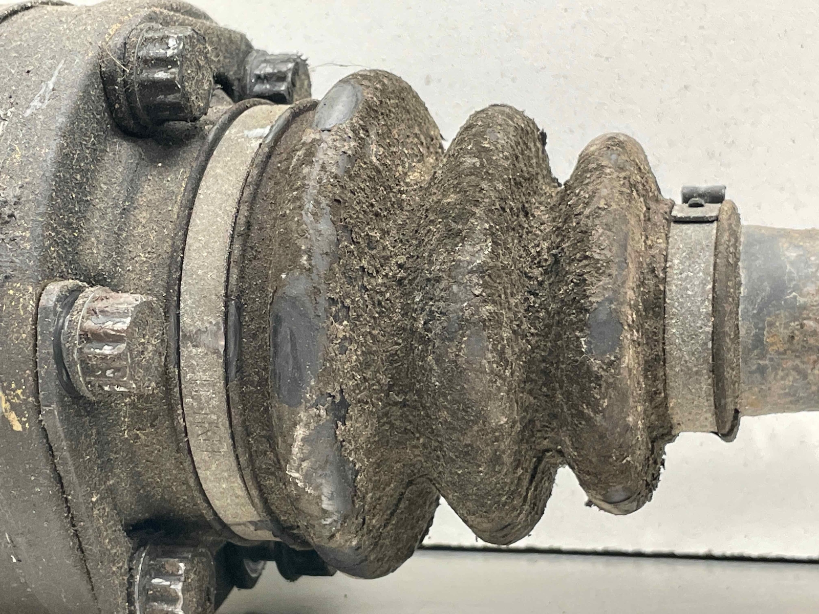 2004 Maserati Coupe GT OEM Rear Left Hand Drivers Side CV Axle Shaft 36K