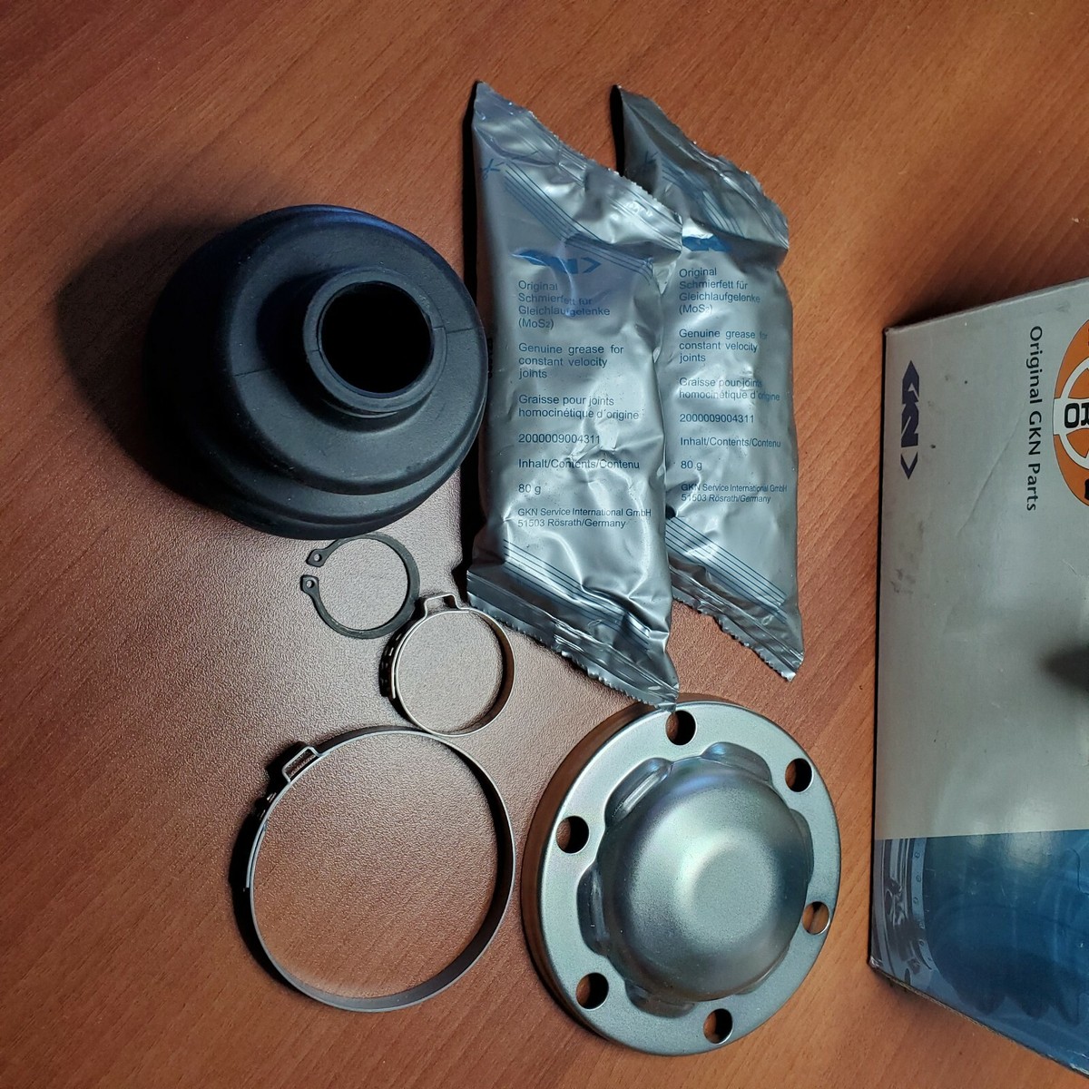 けんぼ Porsche Axle Boot Kit GKN Loebro 300527 000.043.306.44