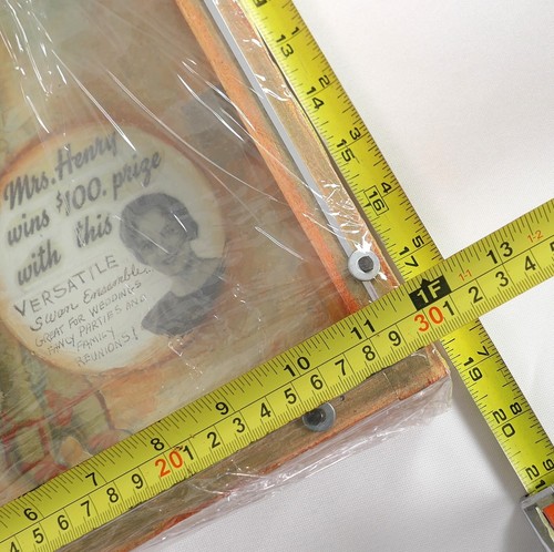 Found Art Signed Madonna Phillips "I was a Fashion Slave" Encased Collage Glass - Picture 3 of 14