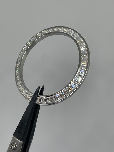 CUSTOM EMERALD MOISANNITE DIAMONDS BEZEL FOR DAYTONA 116520 116500 116519 116509 - Picture 2 of 7