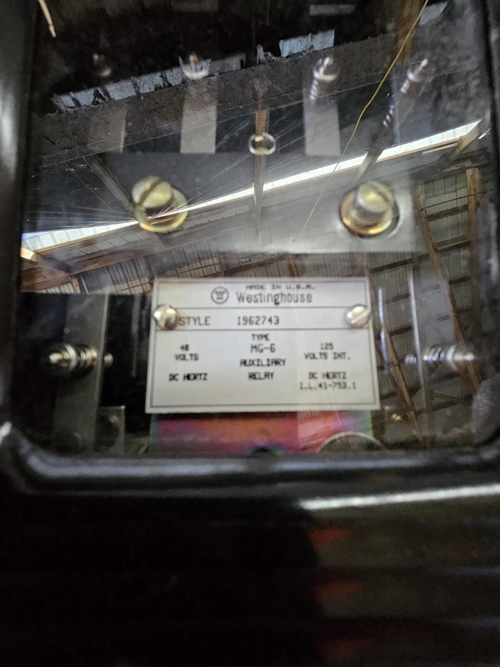 RELÉ WESTINGHOUSE MG6 - Relé auxiliar Foto 2 de 4