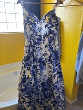 Windsor Floral Satin Maxi Gown Sleeveless Blue White Size 7/8