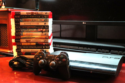 Sony Playstation 3 Super Slim 500GB Console - Black **GAME BUNDLE**