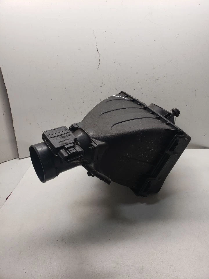 Purificador de aire 6-183 3,0 L DOHC compatible con 00-03 SABLE 1415350 Foto 2 de 4