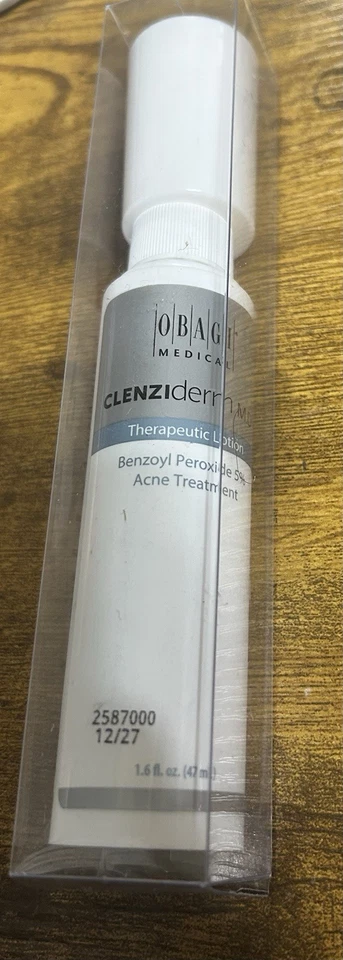 Loción terapéutica para el tratamiento del acné Obagi Clenziderm BPO 5% MD 1,6 OZ Foto 2 de 2