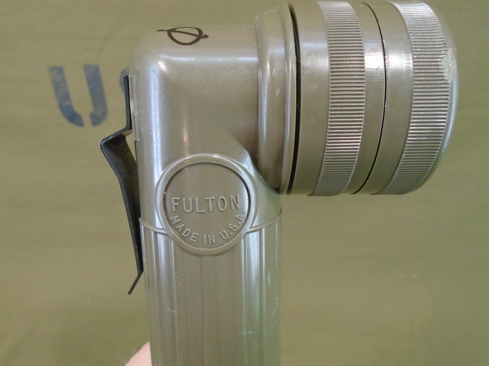 US Military Green Flashlight Fulton MX-991/U w LED & AA Battery ...