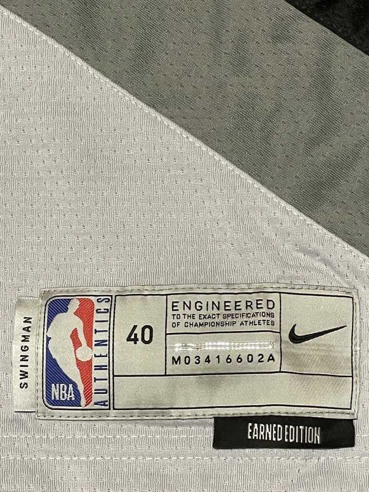 Camiseta deportiva Nike Portland Trail Blazers Damian Lillard edición ganada Swingman talla S Foto 3 de 4