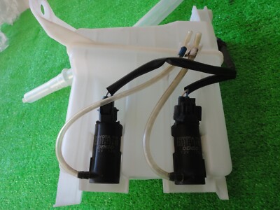 TOYOTA NOAH VOXY AZR60G Genuine Windshield washer tank 85315-44060