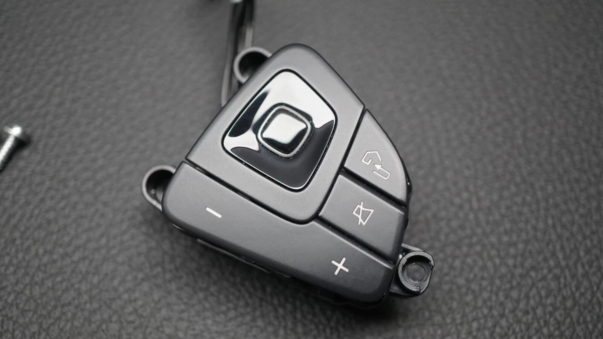 MERCEDES W213 W238 C238 AMG STEERING WHEEL BUTTONS RHD A0999056400 
