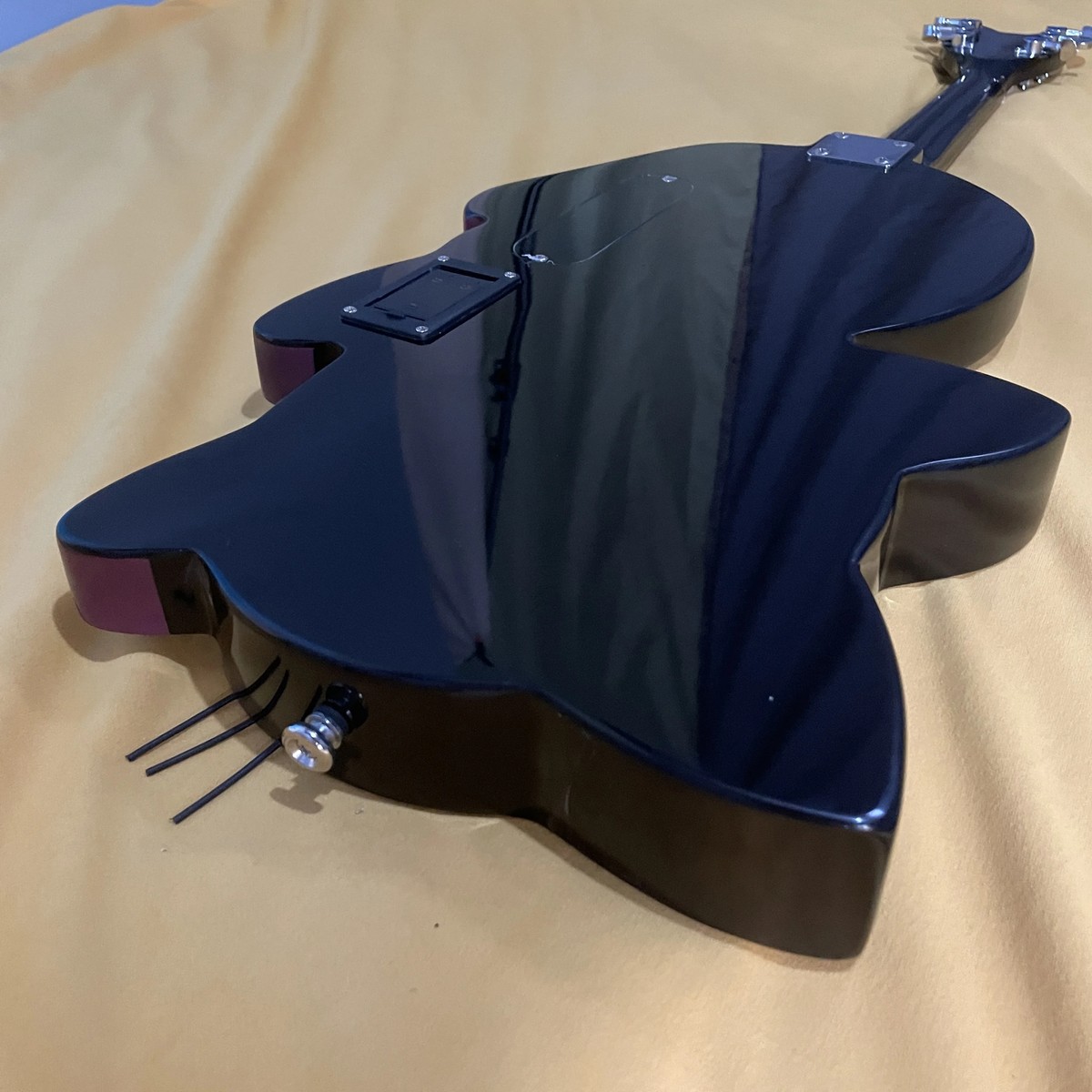 Hot Sale Cute Black Cat 6 String Electric Guitar, Rosewood