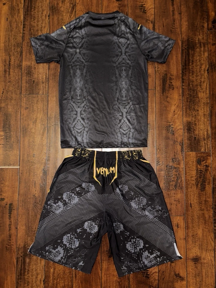 CONJUNTO UFC shorts e camisa tamanhos P e M - Imagem 2 de 2