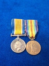 CONTEMPORARY MINIATURE WW1 BRITISH WAR AND VICTORY MEDAL PAIR