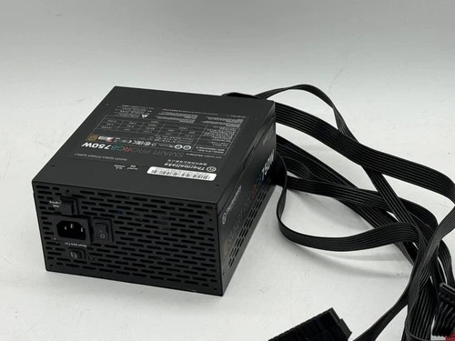 Thermaltake Smart PRO RGB 750W SPR-750AH3FSB-R Fully Modular 80 Plus Bronze