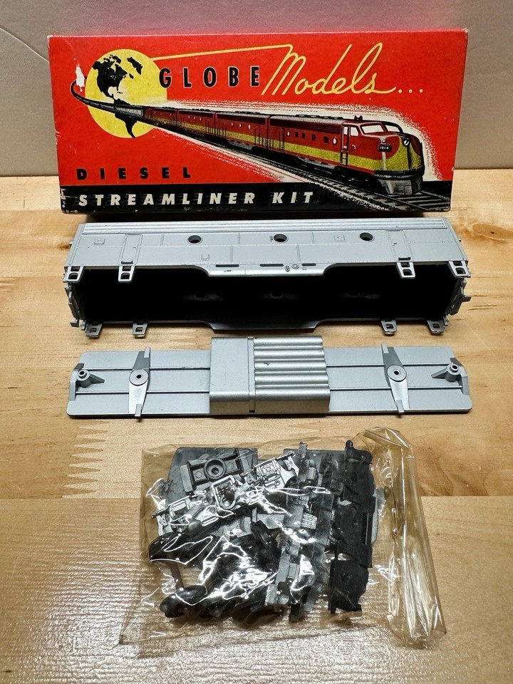Vintage Globe Models HO Scale EMD F7 Diesel Streamliner Kit Silver B89 ...
